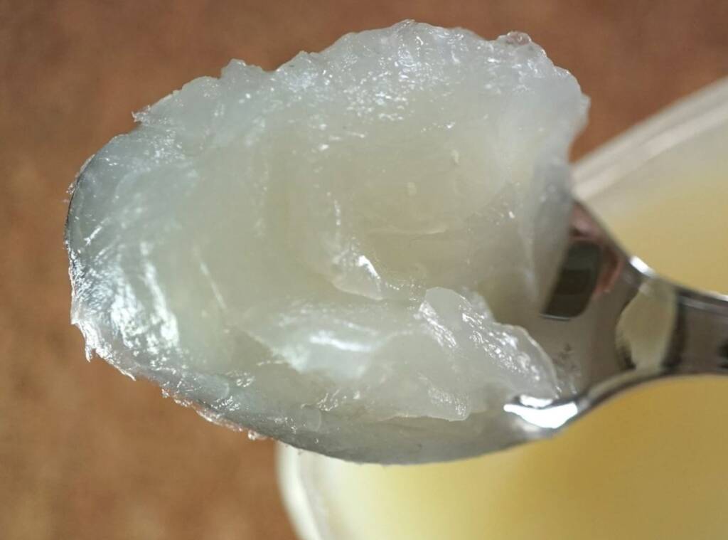 How to Remove Paint from Your Leather Sofa- A Safe Step-by-Step Guide4_11zon